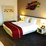 Park By Radisson Airport Schiphol 스키폴