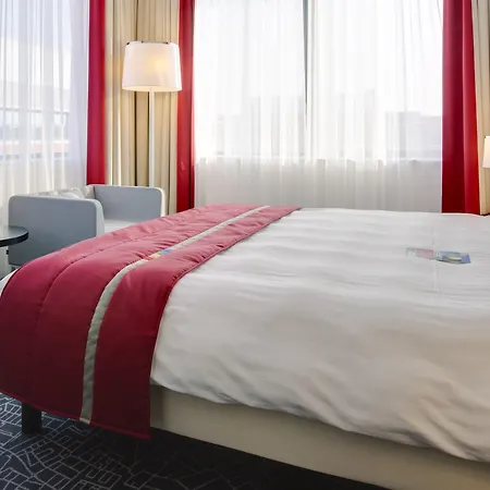 Park By Radisson Airport Schiphol Hotel