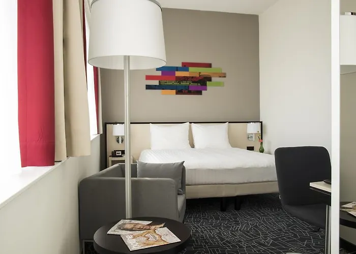 Park By Radisson Airport Schiphol 3*