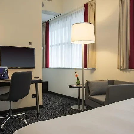 Szálloda Park By Radisson Airport Schiphol