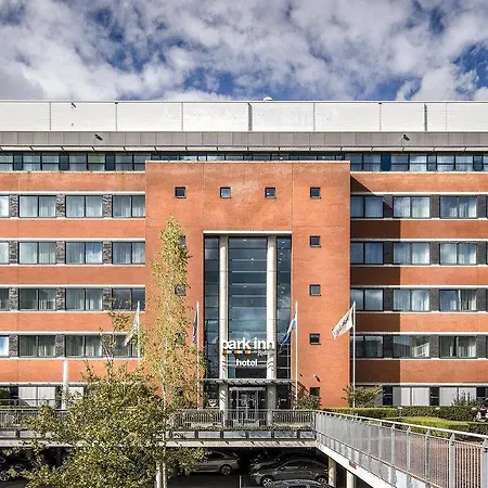 Park By Radisson Airport Schiphol Szálloda