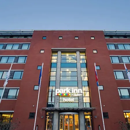 Park By Radisson Airport Schiphol Szálloda